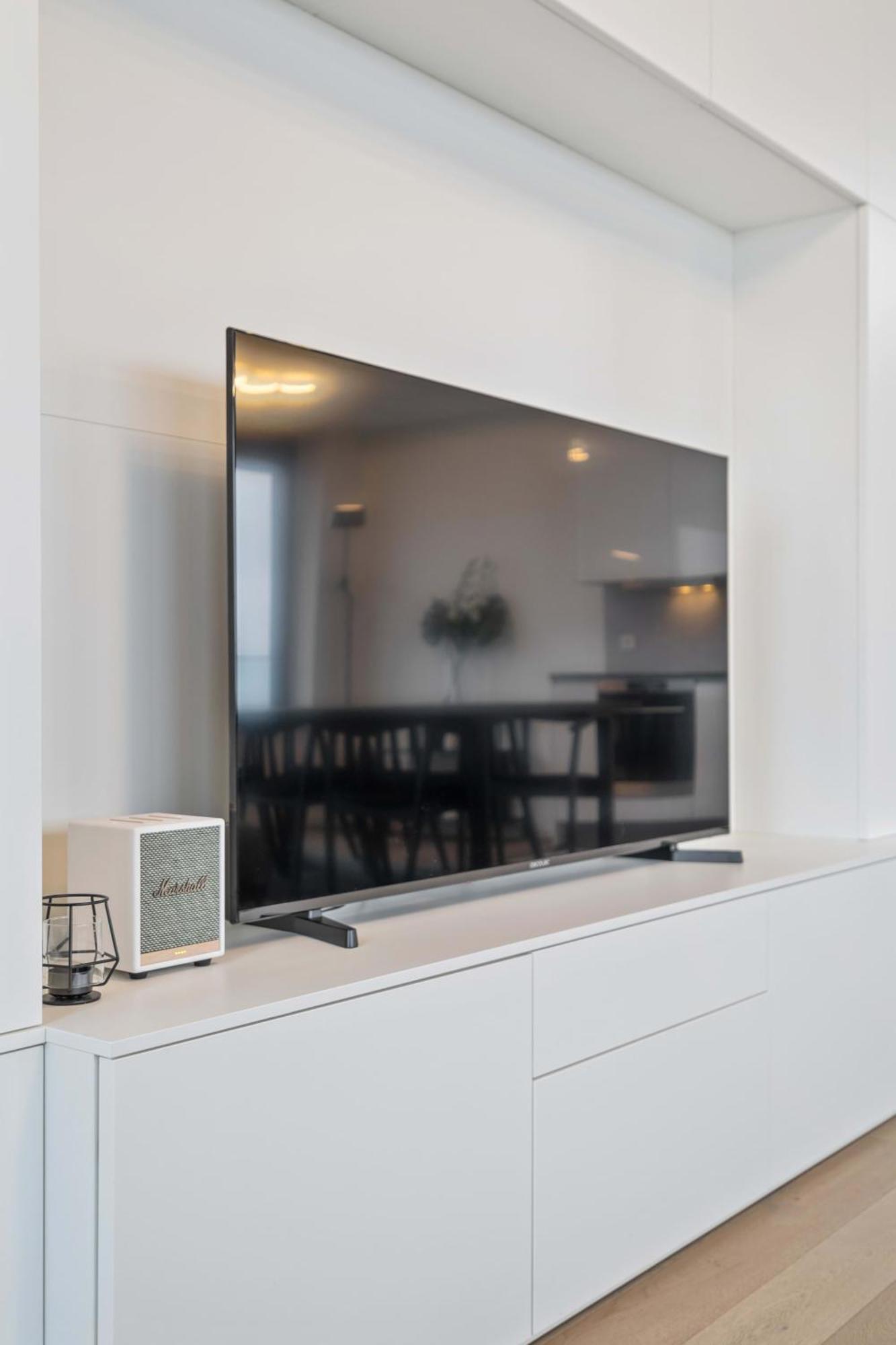 Modern 2br With Pool & City Views Apartment Luxembourg