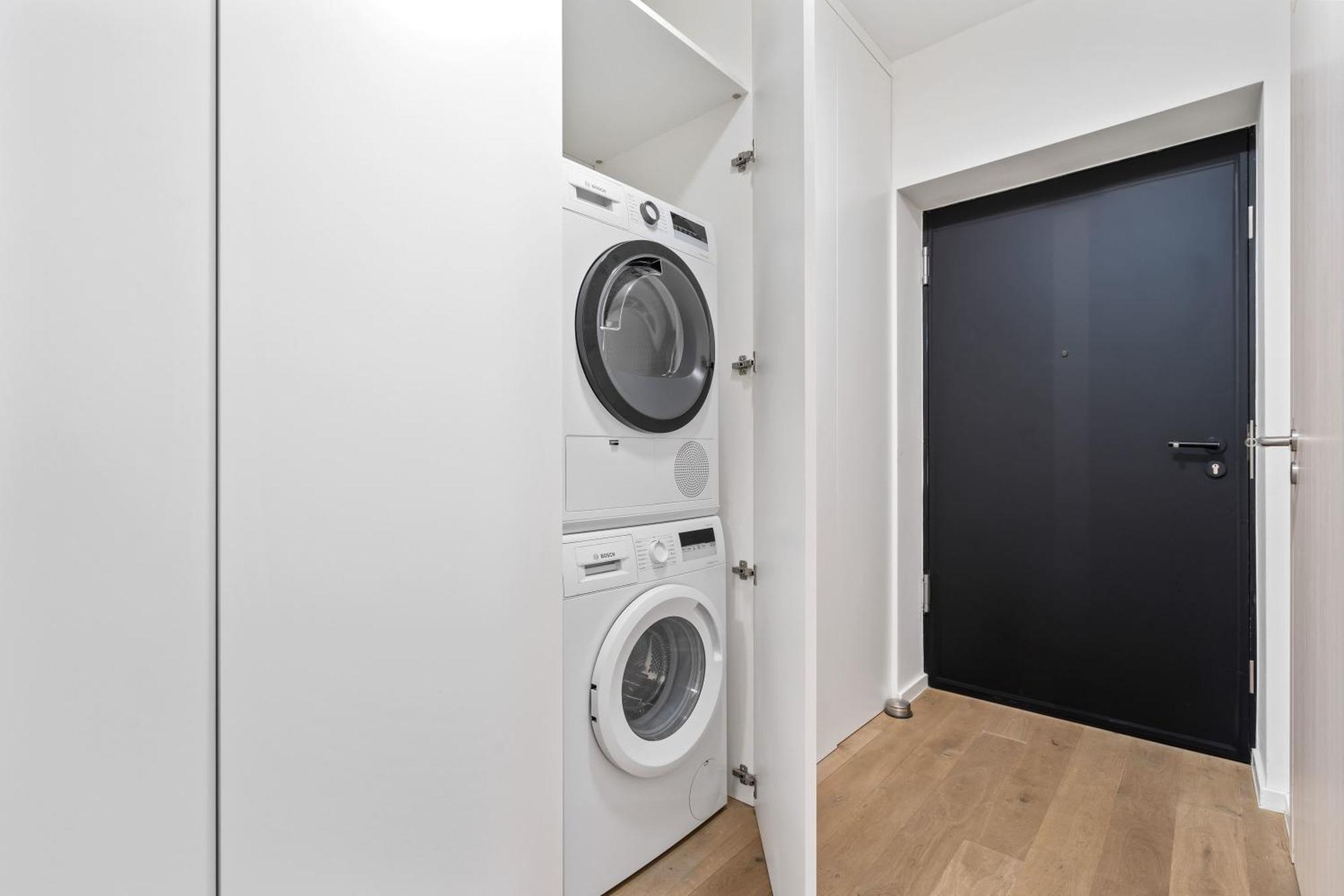 Apartment Modern 2br With Pool & City Views Luxembourg